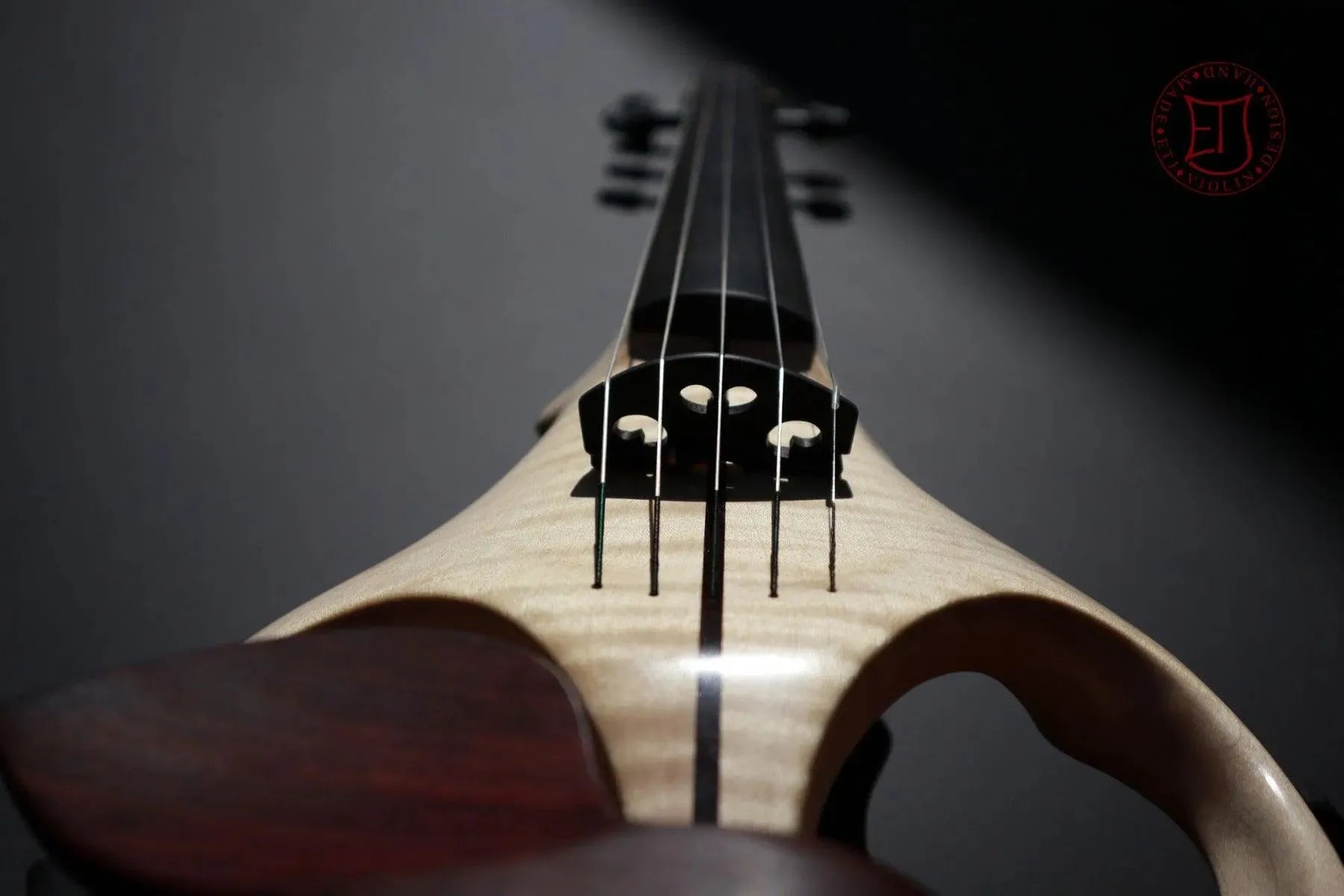ETJ 5-string electric violin, flamed maple/ebony - Image 32