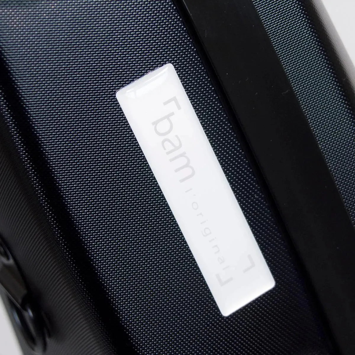 Wood Violins custom Bam Viper hard case, black/carbon fiber - Image 8